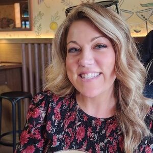 Meet your Posher, Adrian